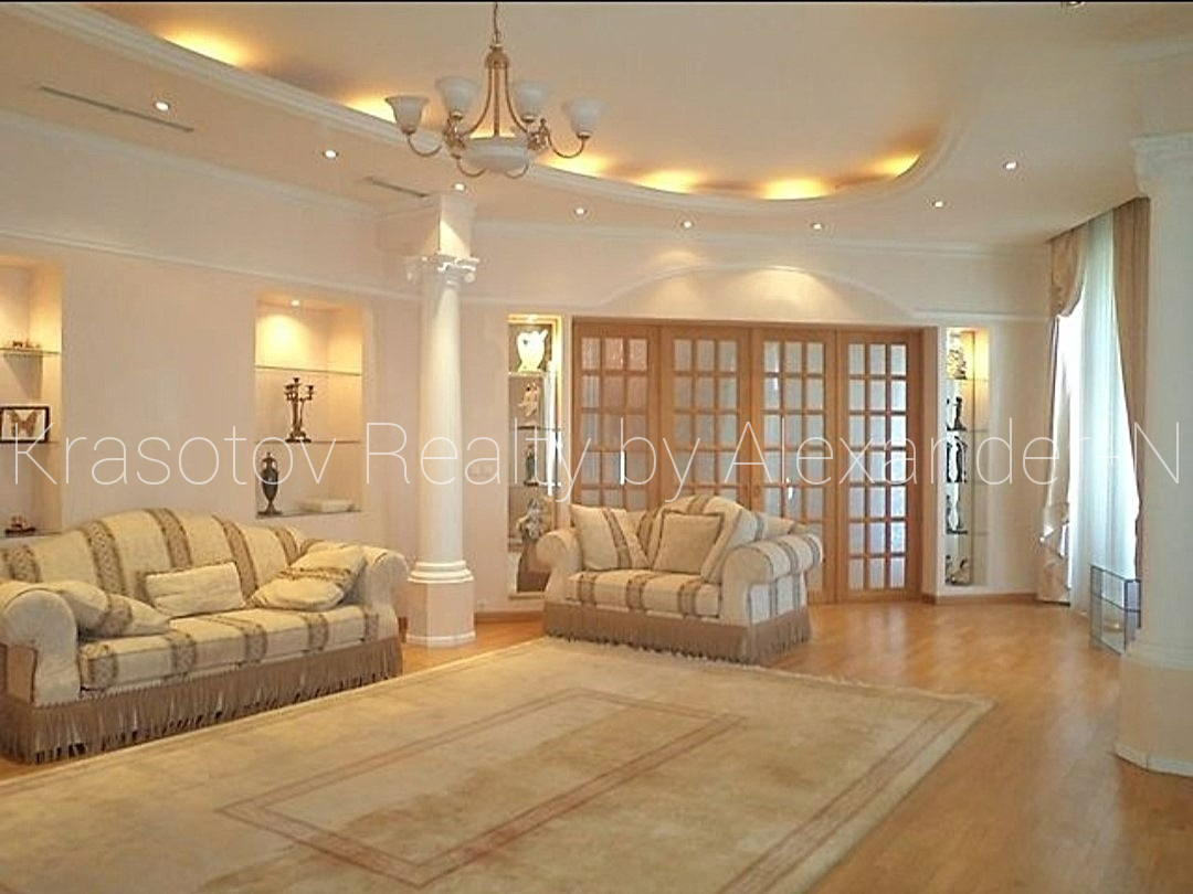 продажа многокомнатной квартиры номер A-173098 в Приморском районе, фото номер 33